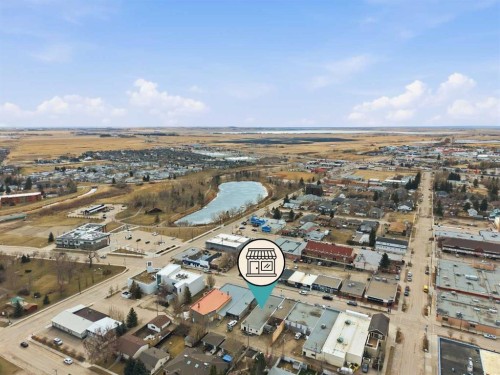 122 2 Avenue, Strathmore, AB 