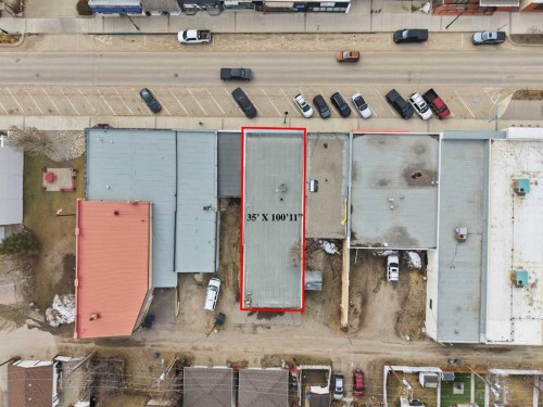 122 2 Avenue, Strathmore, AB 