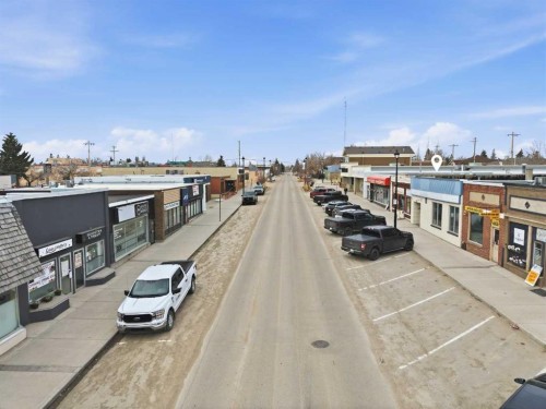 122 2 Avenue, Strathmore, AB 