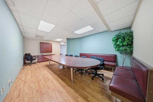 122 2 Avenue, Strathmore, AB 