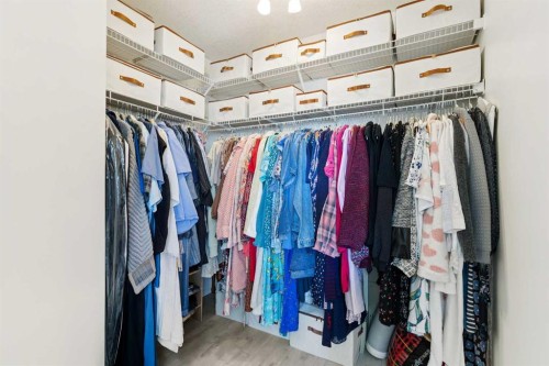 102-6102 Valleyview Park Se, Calgary, AB - Indoor With Storage