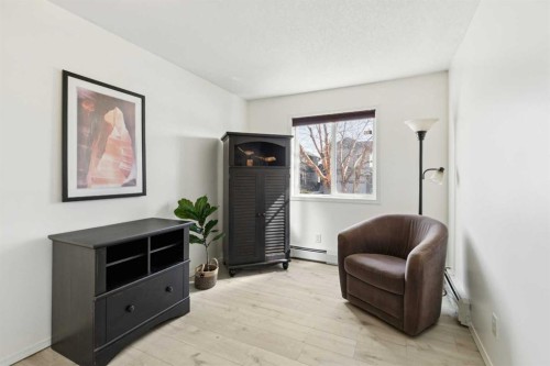102-6102 Valleyview Park Se, Calgary, AB - Indoor