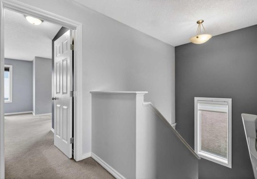 216 Royal Crest View Nw, Calgary, AB - Indoor Photo Showing Other Room