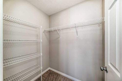 35 Lucas Terrace Nw, Calgary, AB - Indoor With Storage