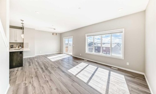 35 Lucas Terrace Nw, Calgary, AB - Indoor