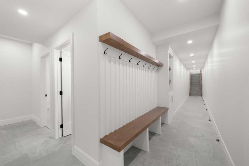 2407 4 Avenue Nw, Calgary, AB - Indoor Photo Showing Other Room