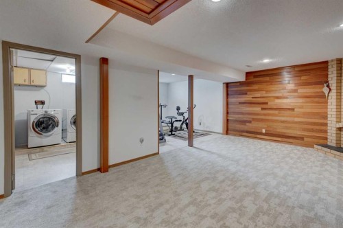 1032 Cantabrian Drive Sw, Calgary, AB - Indoor