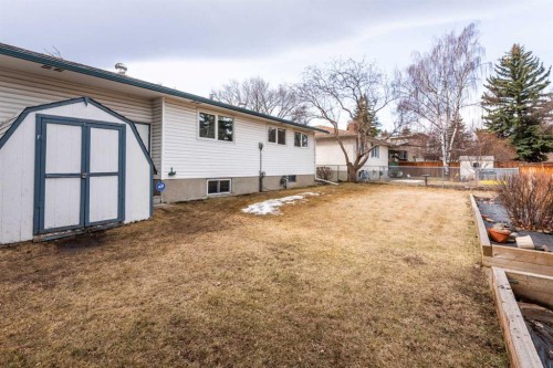 1032 Cantabrian Drive Sw, Calgary, AB - Outdoor With Exterior