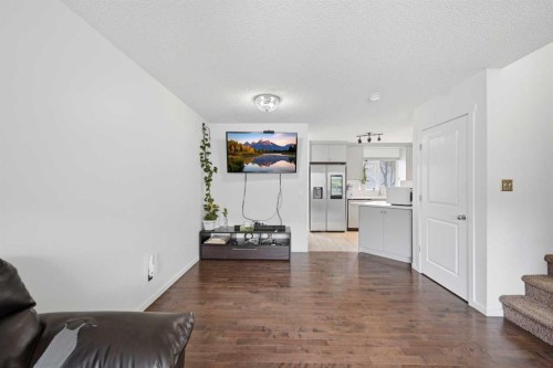 98 Panatella Hill Nw, Calgary, AB - Indoor