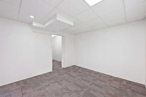 98 Panatella Hill Nw, Calgary, AB - Indoor Photo Showing Other Room