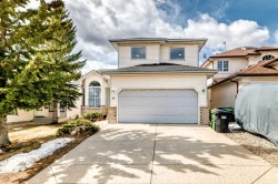 37 Arbour Wood Place NW Calgary, AB T3G 4A7