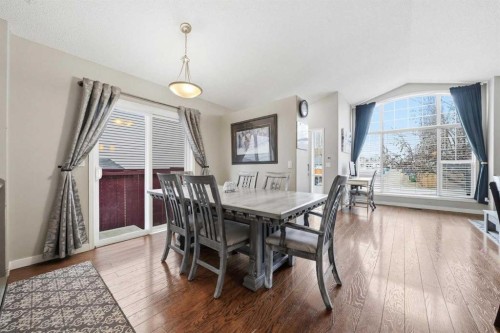 15 Cranberry Square Se, Calgary, AB 