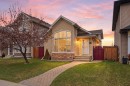 15 Cranberry Square Se, Calgary, AB 