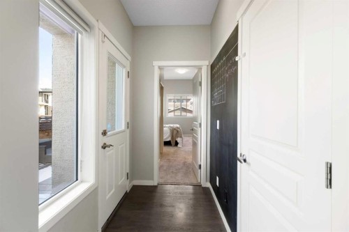 44 Marquis Link Se, Calgary, AB - Indoor Photo Showing Other Room