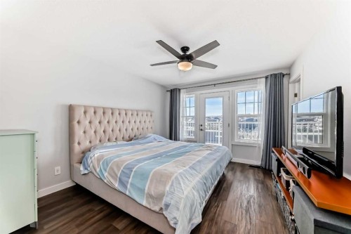 172 Rowmont Boulevard Nw, Calgary, AB - Indoor Photo Showing Bedroom