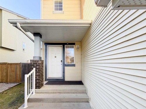 21 Panamount Hill Nw, Calgary, AB - Outdoor With Exterior