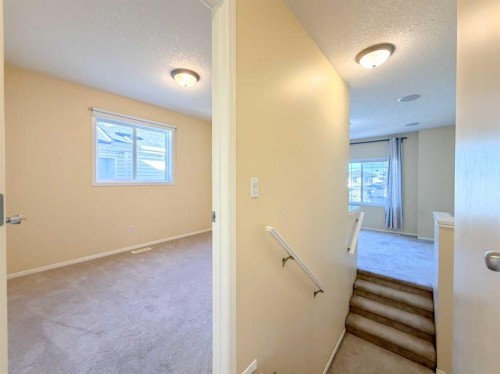 21 Panamount Hill Nw, Calgary, AB - Indoor Photo Showing Other Room