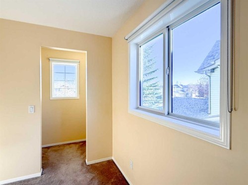 21 Panamount Hill Nw, Calgary, AB - Indoor Photo Showing Other Room