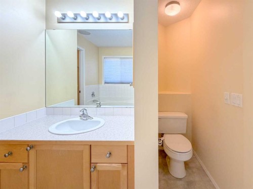 21 Panamount Hill Nw, Calgary, AB - Indoor Photo Showing Bathroom