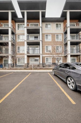 211-10 Walgrove Se, Calgary, AB - Outdoor With Balcony With Facade
