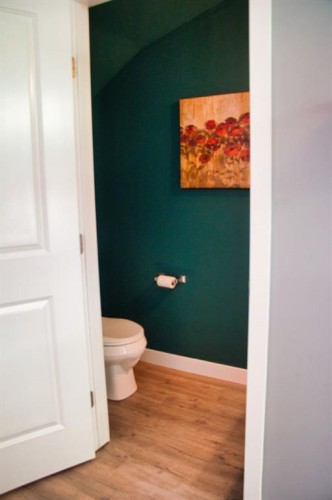 112-1740 9 Street Nw, Calgary, AB - Indoor Photo Showing Bathroom