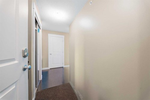 7415-302 Skyview Ranch Drive Ne, Calgary, AB - Indoor Photo Showing Other Room