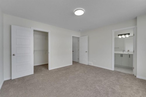 106 Corner Glen Grove Ne, Calgary, AB - Indoor