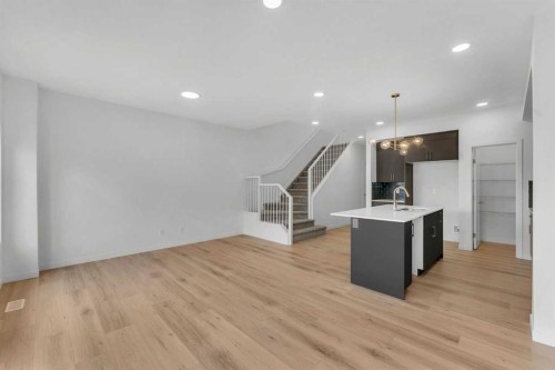 15 Heritage Heath, Cochrane, AB - Indoor