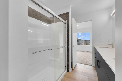 15 Heritage Heath, Cochrane, AB - Indoor Photo Showing Bathroom