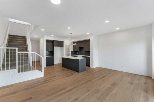 15 Heritage Heath, Cochrane, AB - Indoor Photo Showing Kitchen