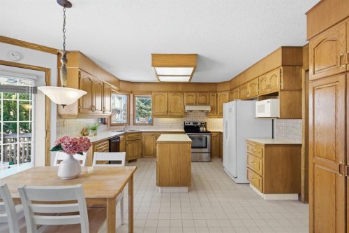 30 Edgeview Road Nw, Calgary, AB - Indoor