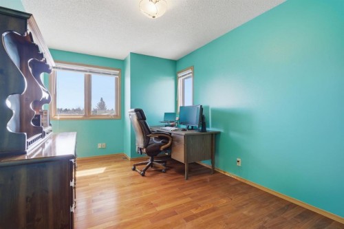 30 Edgeview Road Nw, Calgary, AB - Indoor Photo Showing Office