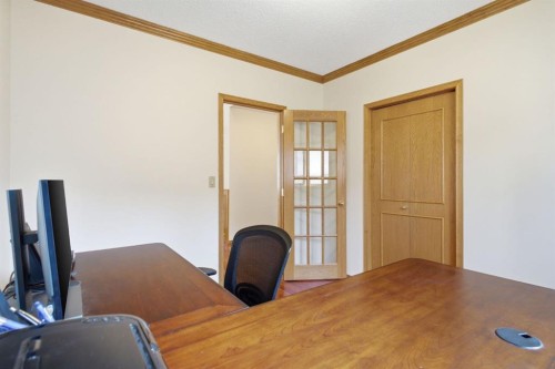 30 Edgeview Road Nw, Calgary, AB - Indoor Photo Showing Office