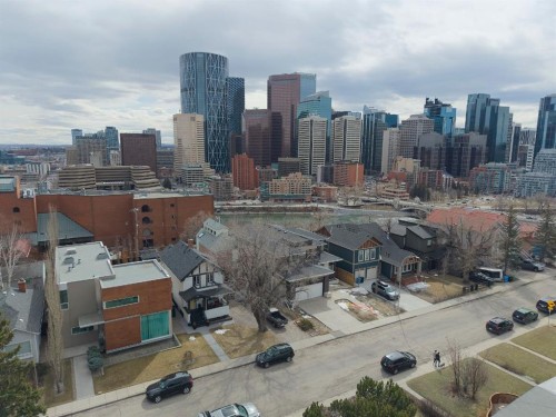 223 2 Avenue Ne, Calgary, AB - Outdoor With View