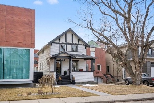 223 2 Avenue Ne, Calgary, AB - Outdoor With Facade