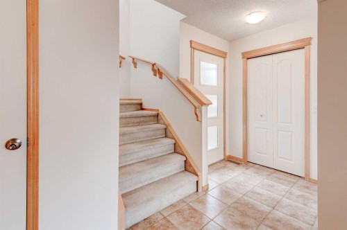 41 Chapman Close Se, Calgary, AB - Indoor Photo Showing Other Room