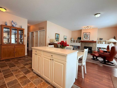 109-2850 51 Street SW Calgary, AB T3E 6S7