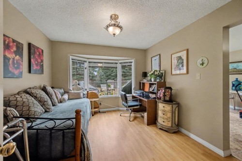 983 Woodbine Boulevard Sw, Calgary, AB - Indoor