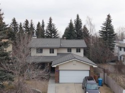 983 Woodbine Boulevard SW Calgary, AB T2W 4A7