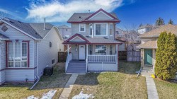74 Country Hills Crescent NW Calgary, AB T3K 5A7