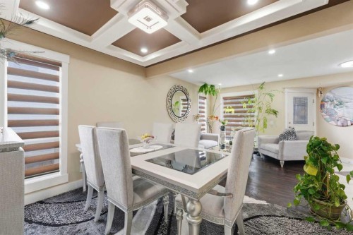171 Coral Springs Park Ne, Calgary, AB - Indoor Photo Showing Dining Room