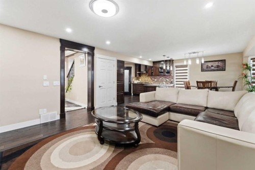 171 Coral Springs Park Ne, Calgary, AB - Indoor