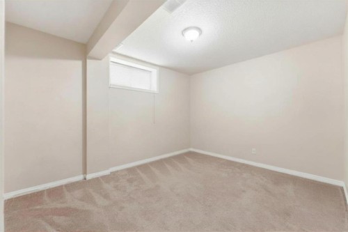 171 Coral Springs Park Ne, Calgary, AB - Indoor Photo Showing Other Room