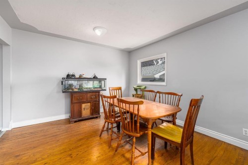 4510 Forman Crescent Se, Calgary, AB - Indoor Photo Showing Dining Room