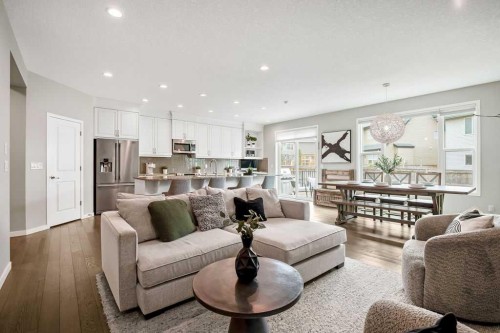 84 Auburn Glen View Se, Calgary, AB - Indoor Photo Showing Living Room