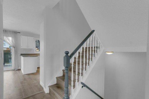 220 Cedarbrook Bay Sw, Calgary, AB - Indoor Photo Showing Other Room