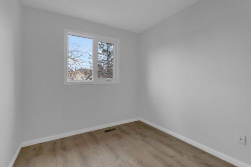 220 Cedarbrook Bay Sw, Calgary, AB - Indoor Photo Showing Other Room