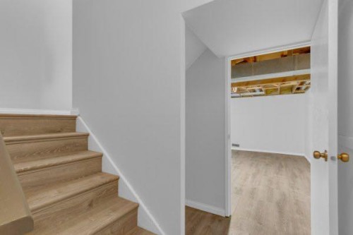 220 Cedarbrook Bay Sw, Calgary, AB - Indoor Photo Showing Other Room