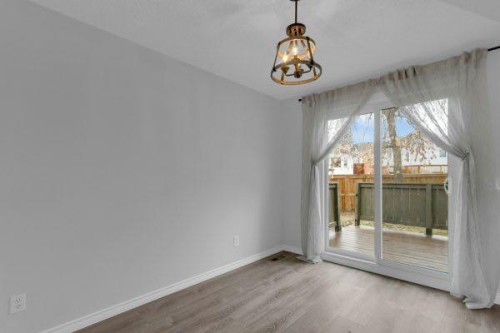 220 Cedarbrook Bay Sw, Calgary, AB - Indoor Photo Showing Other Room