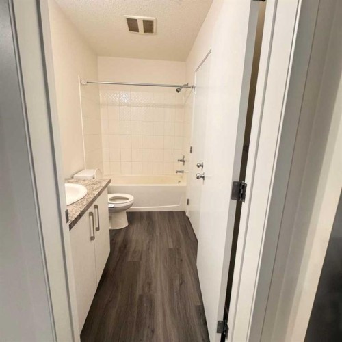 4641-128 Avenue, Calgary, AB 